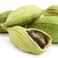 الهيل الأسود